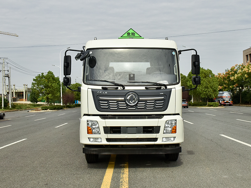 华特牌腐蚀性物品罐式运输车10.3方东风天锦化工罐车